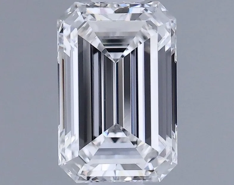 0.56ct EMERALD E VS1 Natural diamond