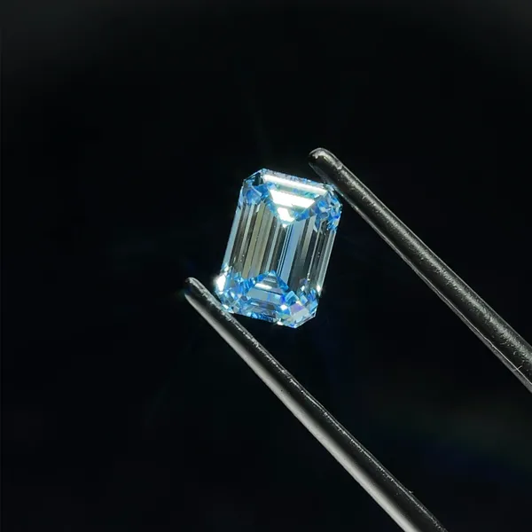 1.37ct EMERALD Fancy Vivid Blue VS1 Coloured Lab diamond