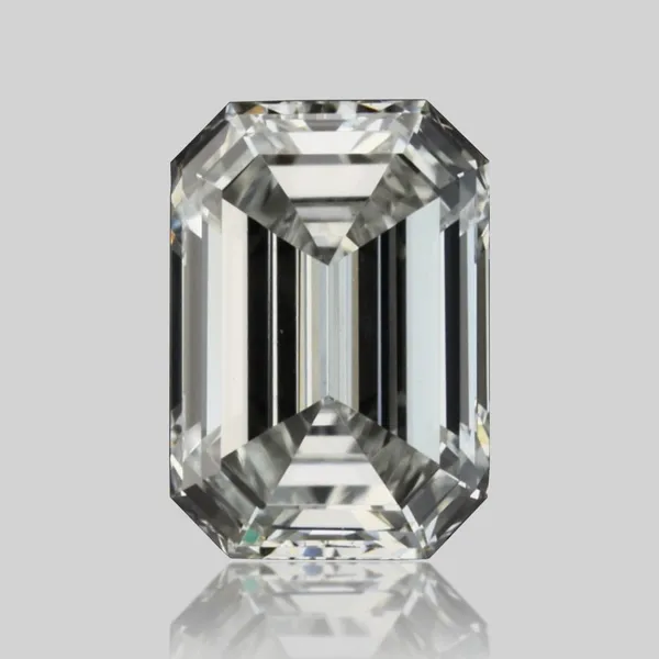 0.3ct EMERALD F VS1 Natural diamond