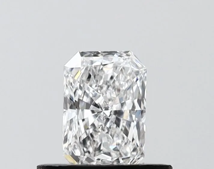 0.50ct RADIANT D VVS2 Lab Grown diamond