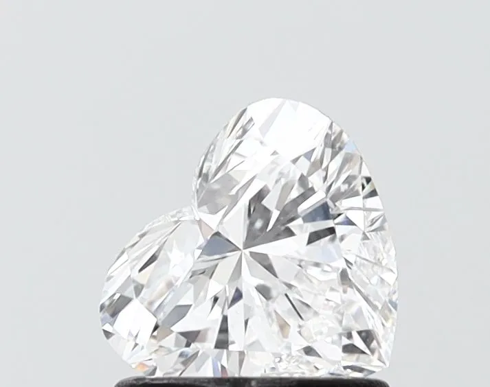 0.92ct HEART D VS1 Lab Grown diamond