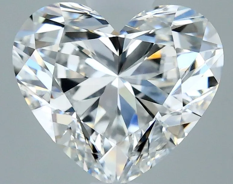 0.71ct HEART F IF Natural diamond