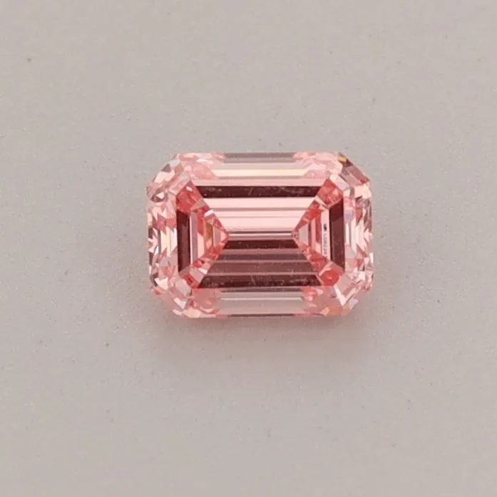 0.31ct EMERALD Fancy Vivid Pink VVS2 Coloured Lab diamond