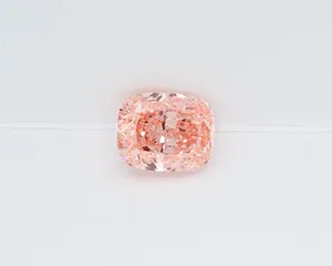 1.02ct CUSHION Fancy Vivid Pink VVS2 Coloured Lab diamond
