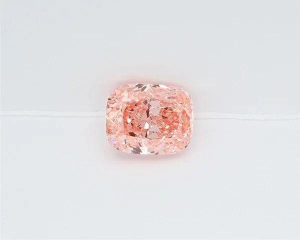 1.02ct CUSHION Fancy Vivid Pink VVS2 Coloured Lab diamond