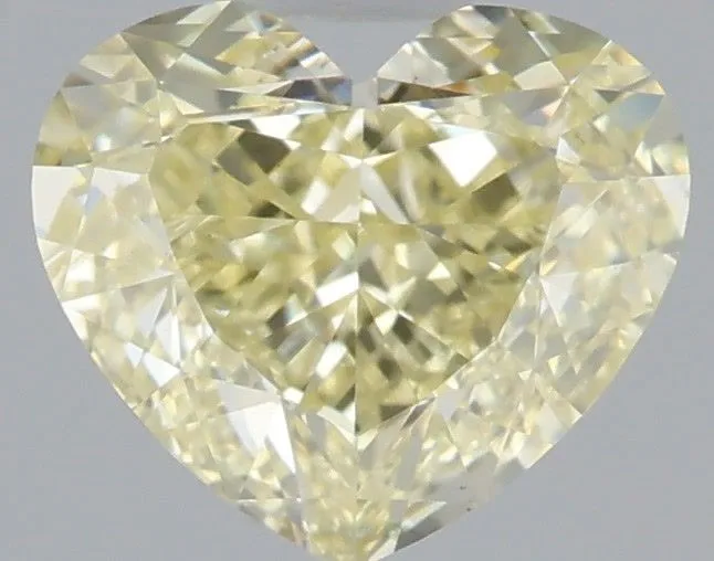 1.04ct HEART Fancy Light Yellow VS1 Coloured Lab diamond