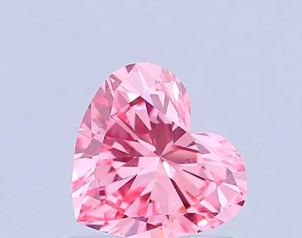 0.63ct HEART Fancy Vivid Pink VS1 Coloured Lab diamond