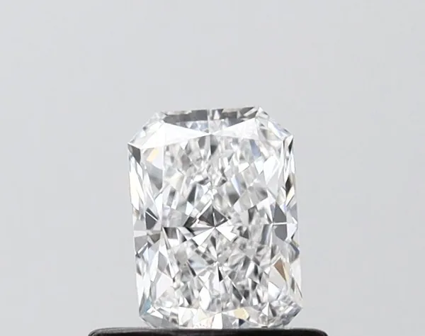0.54ct RADIANT E VVS2 Lab diamond