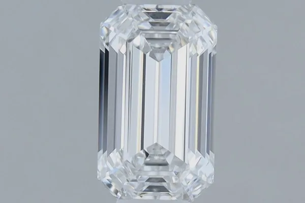 0.43ct EMERALD E VVS1 Natural diamond