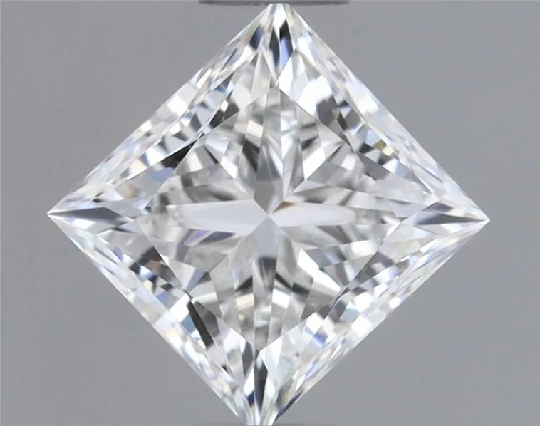 0.47ct PRINCESS F VVS1 Natural diamond