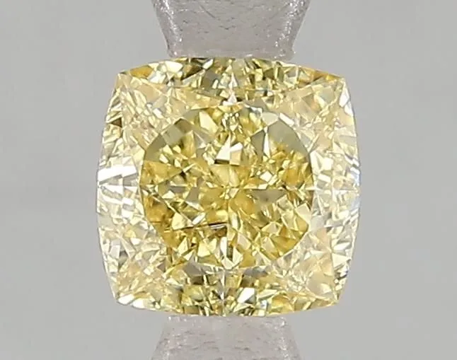 1.01ct CUSHION Fancy Vivid Yellow VS2 Coloured Lab diamond