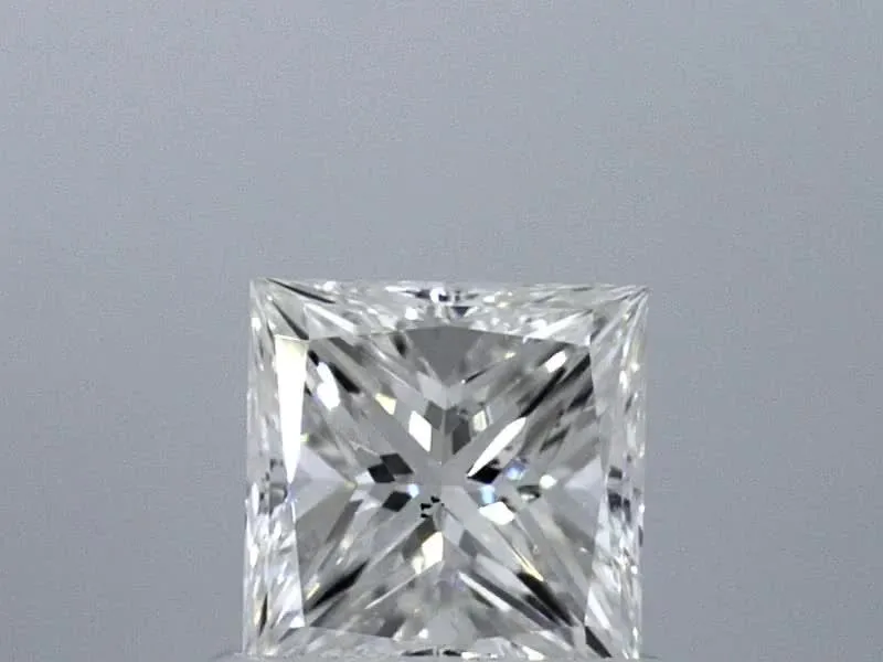 0.84ct PRINCESS H VS2 Natural diamond