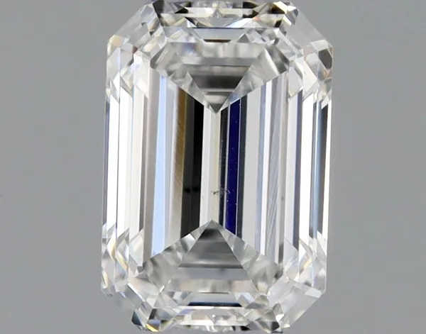0.41ct EMERALD E VS2 Natural diamond