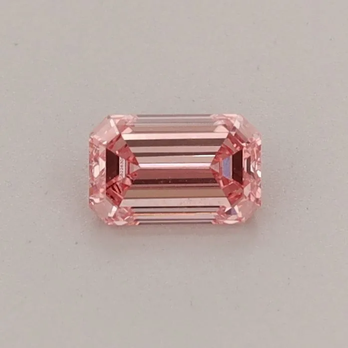 0.31ct EMERALD Fancy Vivid Pink VVS2 Coloured Lab diamond
