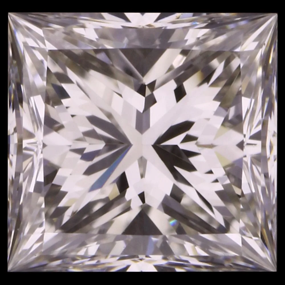 0.62ct PRINCESS H VS1 Natural diamond
