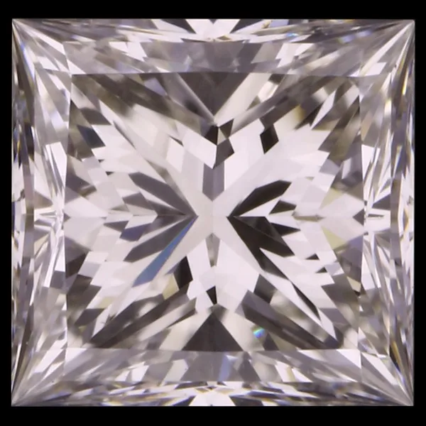 0.62ct PRINCESS H VS1 Natural diamond