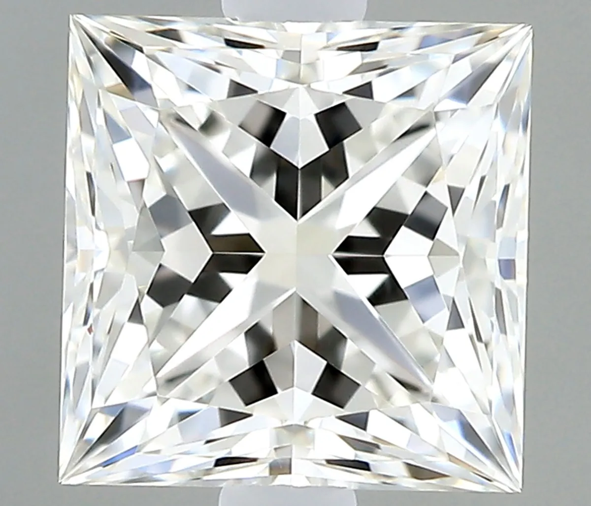 0.58ct PRINCESS H IF Natural diamond
