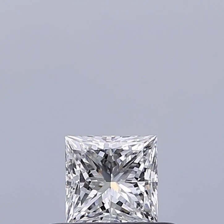 0.32ct PRINCESS D VVS1 Natural diamond