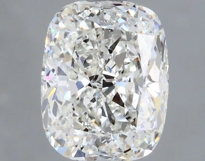 0.70ct CUSHION H VVS2 Natural diamond