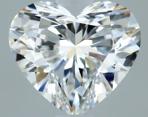 0.7ct HEART F VS2 Natural diamond