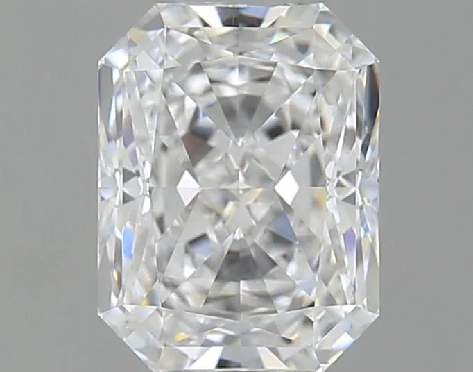 0.91ct RADIANT E VVS1 Natural diamond