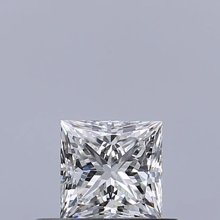 0.41ct PRINCESS D VVS1 Natural diamond