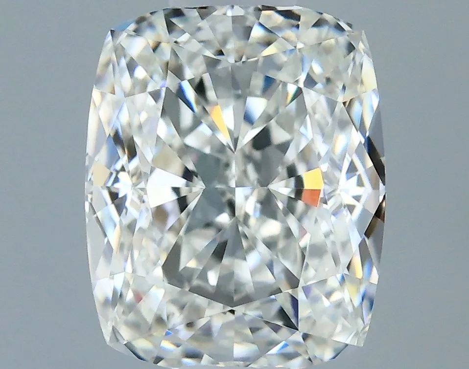 0.71ct CUSHION H VVS1 Natural diamond