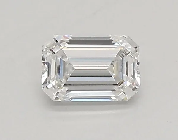 0.38ct EMERALD D VVS2 Lab diamond
