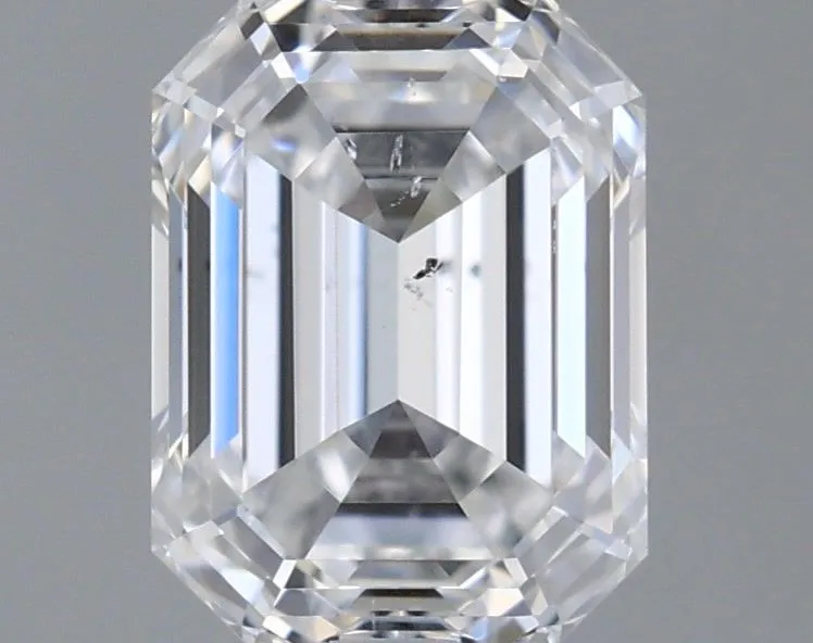 0.65ct EMERALD D SI2 Natural diamond