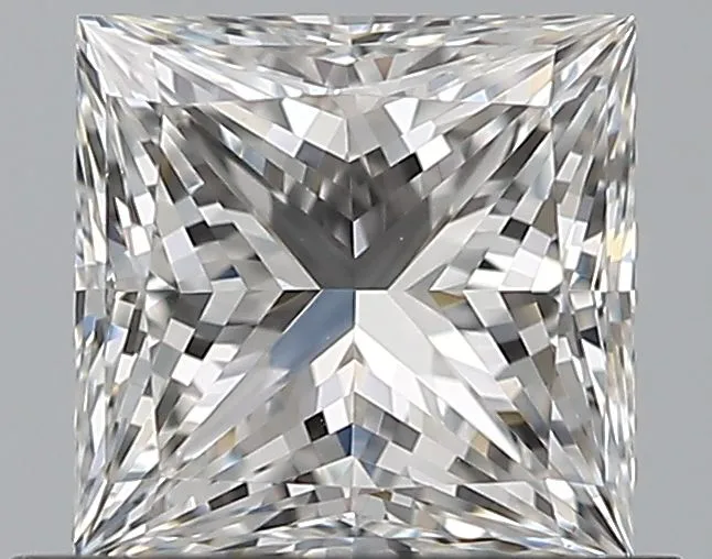 0.71ct PRINCESS E VVS2 Natural diamond