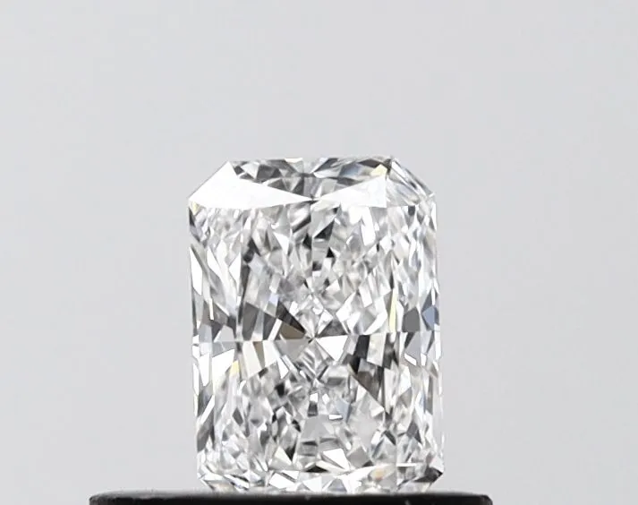 0.51ct RADIANT D VVS2 Lab Grown diamond