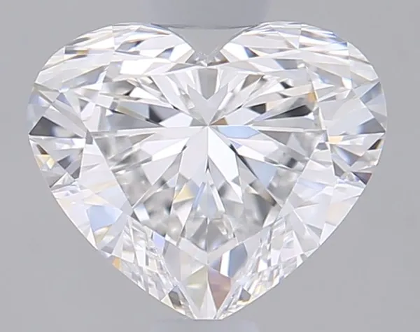 0.71ct HEART F VVS2 Natural diamond