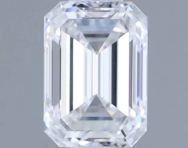 0.40ct EMERALD D VVS2 Natural diamond