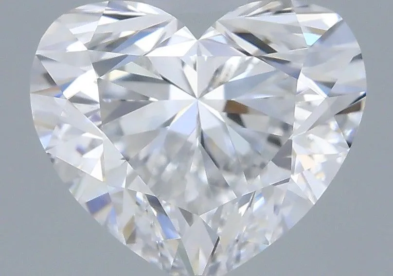 0.88ct HEART D VS1 Lab Grown diamond