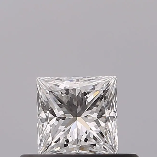 0.35ct PRINCESS D VVS1 Natural diamond