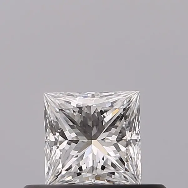 0.35ct PRINCESS D VVS1 Natural diamond