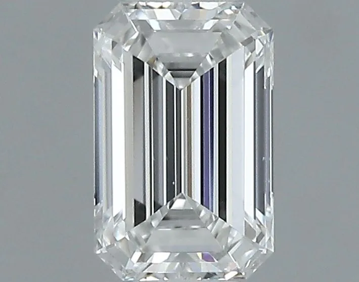 0.31ct EMERALD E VS2 Natural diamond