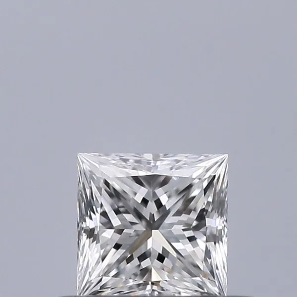0.33ct PRINCESS E VVS1 Natural diamond