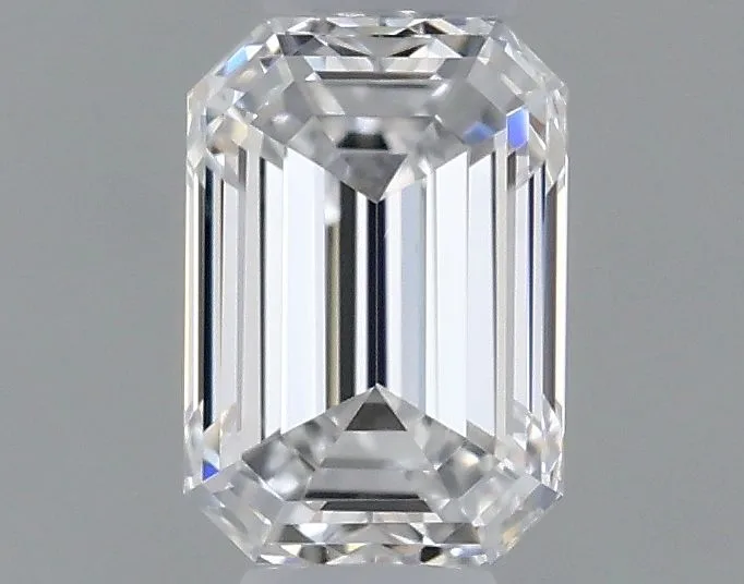 0.30ct EMERALD E VVS1 Natural diamond