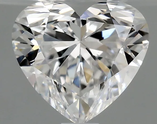 0.7ct HEART D VS1 Natural diamond