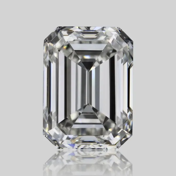 0.71ct EMERALD F VVS2 Natural diamond