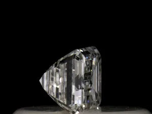 0.3ct EMERALD G VS1 Natural diamond