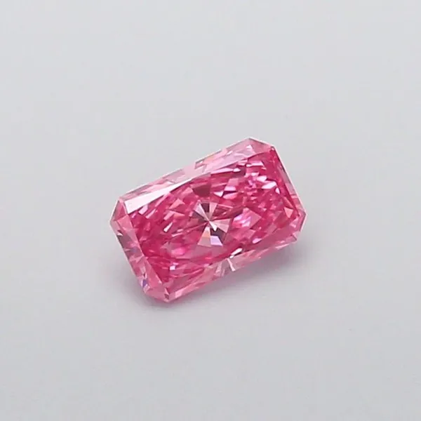 0.51ct RADIANT Fancy Vivid Pink VVS2 Coloured Lab diamond