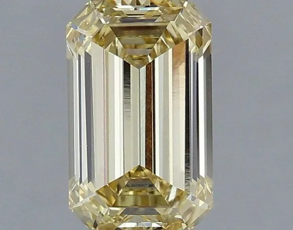 1ct EMERALD Fancy Light Yellow VS1 Coloured Lab diamond