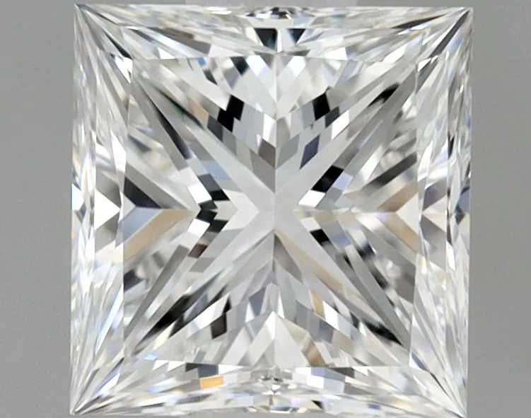 0.70ct PRINCESS E VVS2 Natural diamond