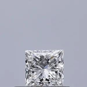 0.34ct PRINCESS D VVS1 Natural diamond