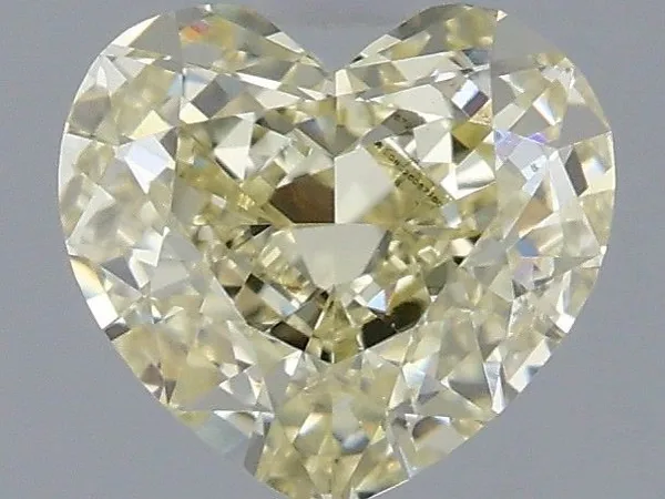 1.09ct HEART Fancy Light Yellow VS1 Coloured Lab diamond