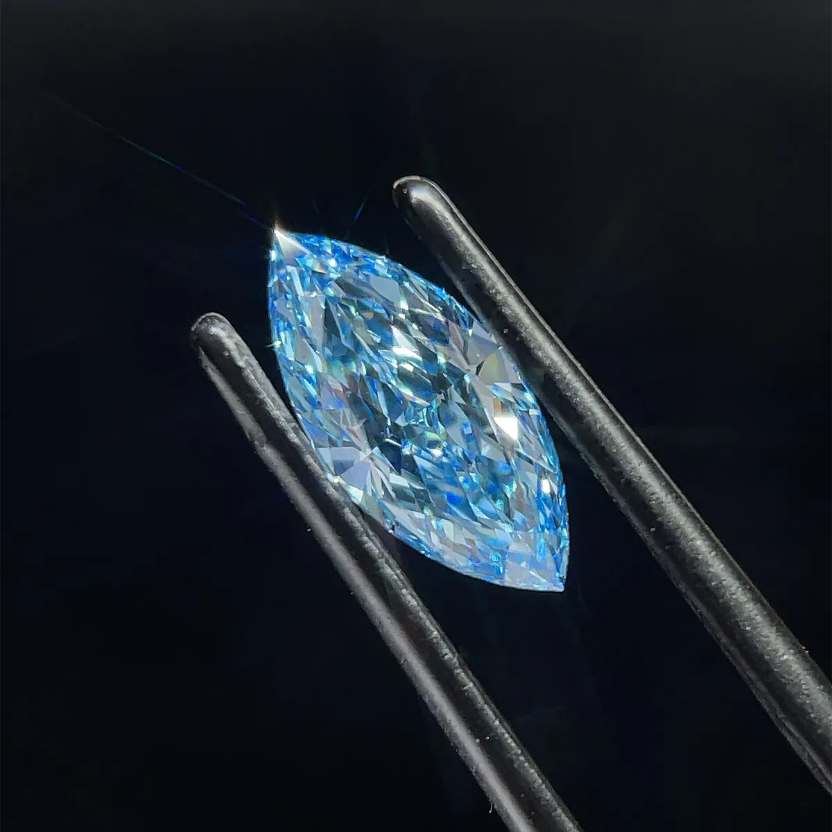 1.19ct MARQUISE Fancy Vivid Blue VS1 Coloured Lab diamond