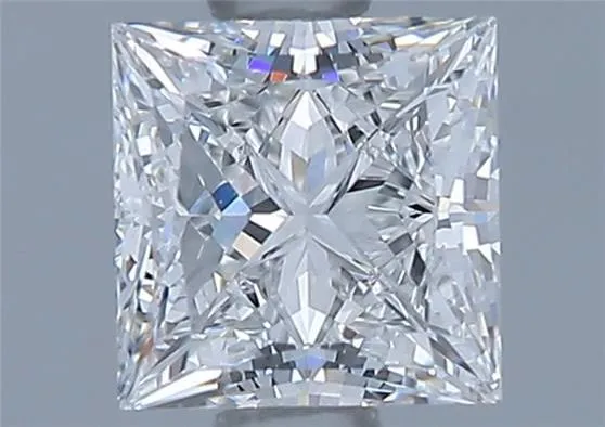 0.71ct PRINCESS E VVS1 Natural diamond
