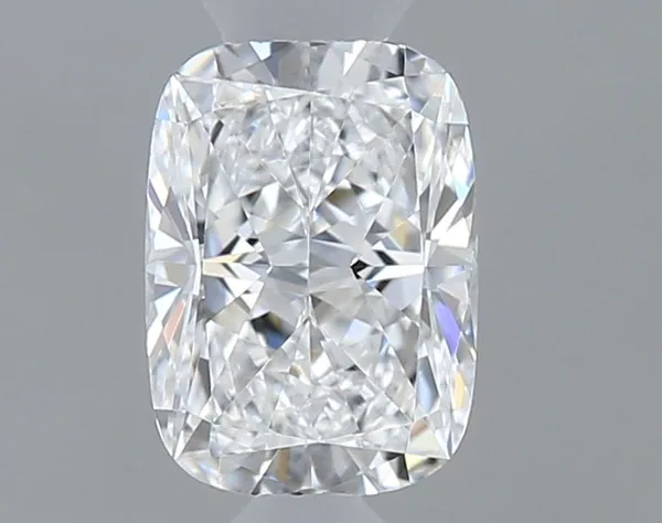 0.3ct CUSHION D VVS1 Natural diamond